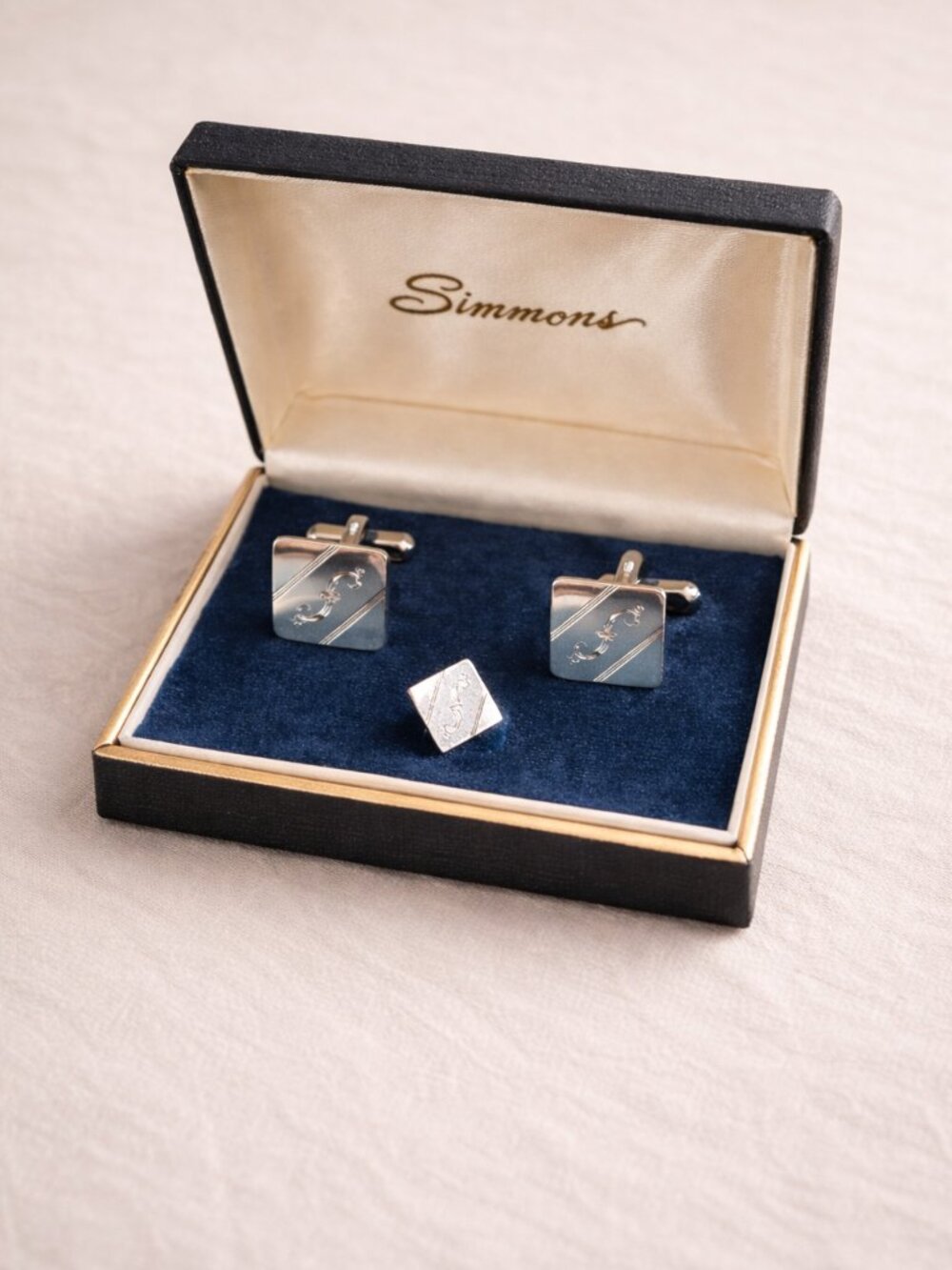 Simmons Vintage Cufflinks & Tie Tack Set Monogram S Etched Silver Tone MCM